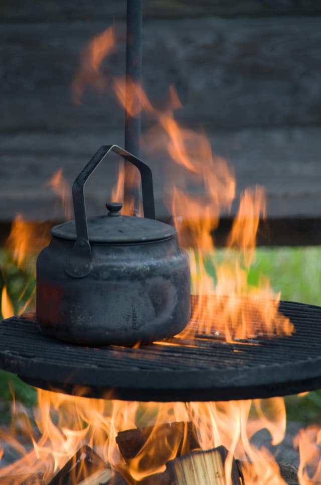 Cum să alegi între pompă de căldură aer-apă și sol-apă